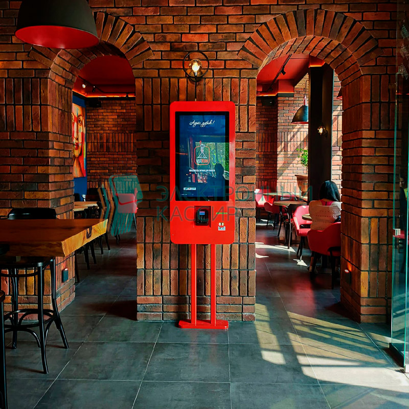 Фото терминала самообслуживания Электронный кассир в ресторане voXKan
